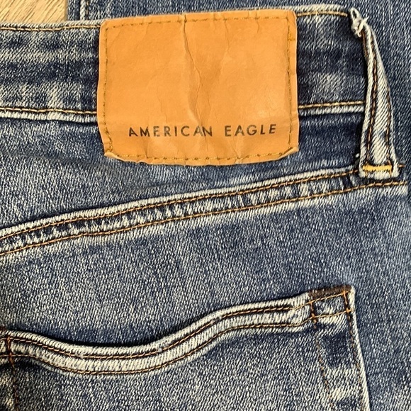 American Eagle Airflex+ Light Wash Slim Straight Stretch Jeans size 30x32 - Picture 4 of 11